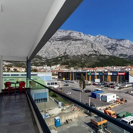 Amfora Sara * Makarska