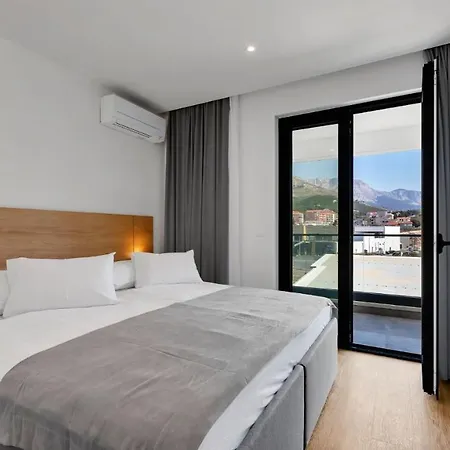 Amfora Sara * Makarska